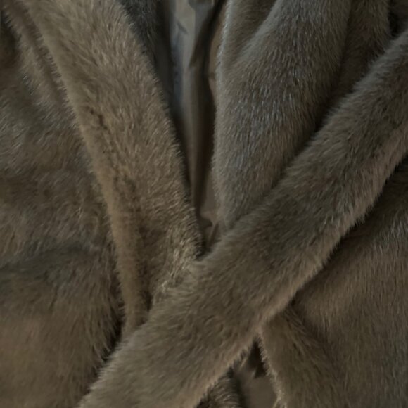 Rebecca Minkoff faux fur wrap coat w hood - NEW W TAGS - sz Small - brown - Picture 13 of 14